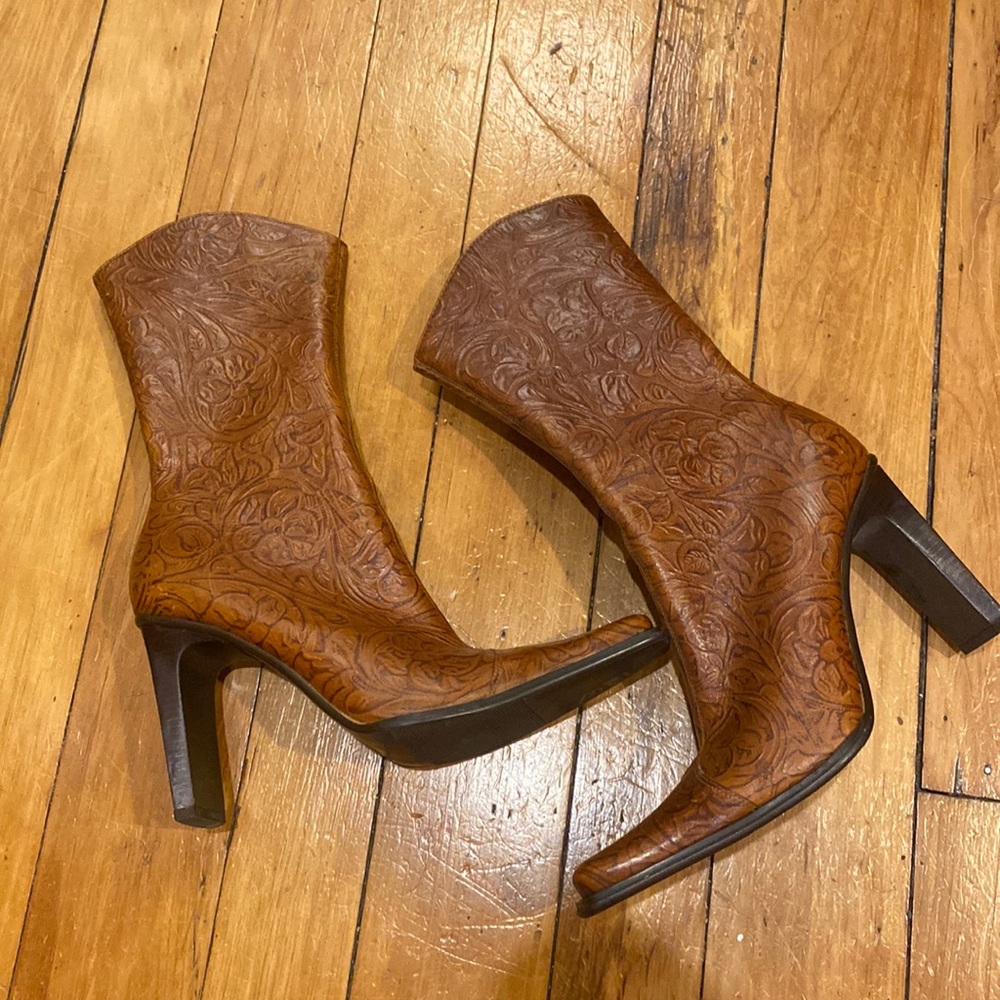 Steve Madden Leather Boots